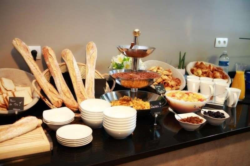 Brit Hotel Le Galion主图