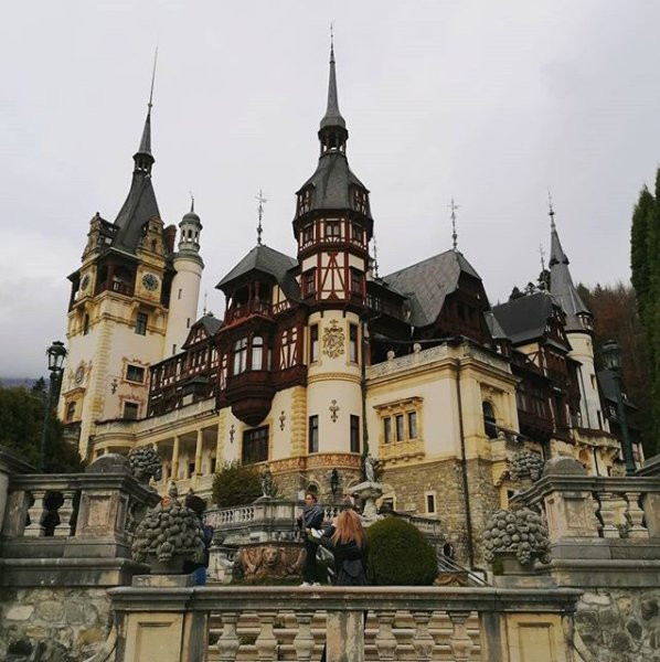 Limousine Rent Bucharest景点图片
