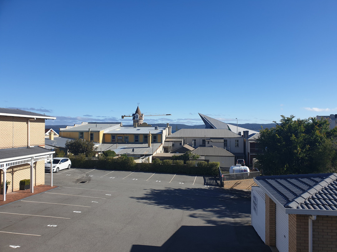 贝斯特韦斯特阿贝尼汽车旅馆兼酒店式公寓主图