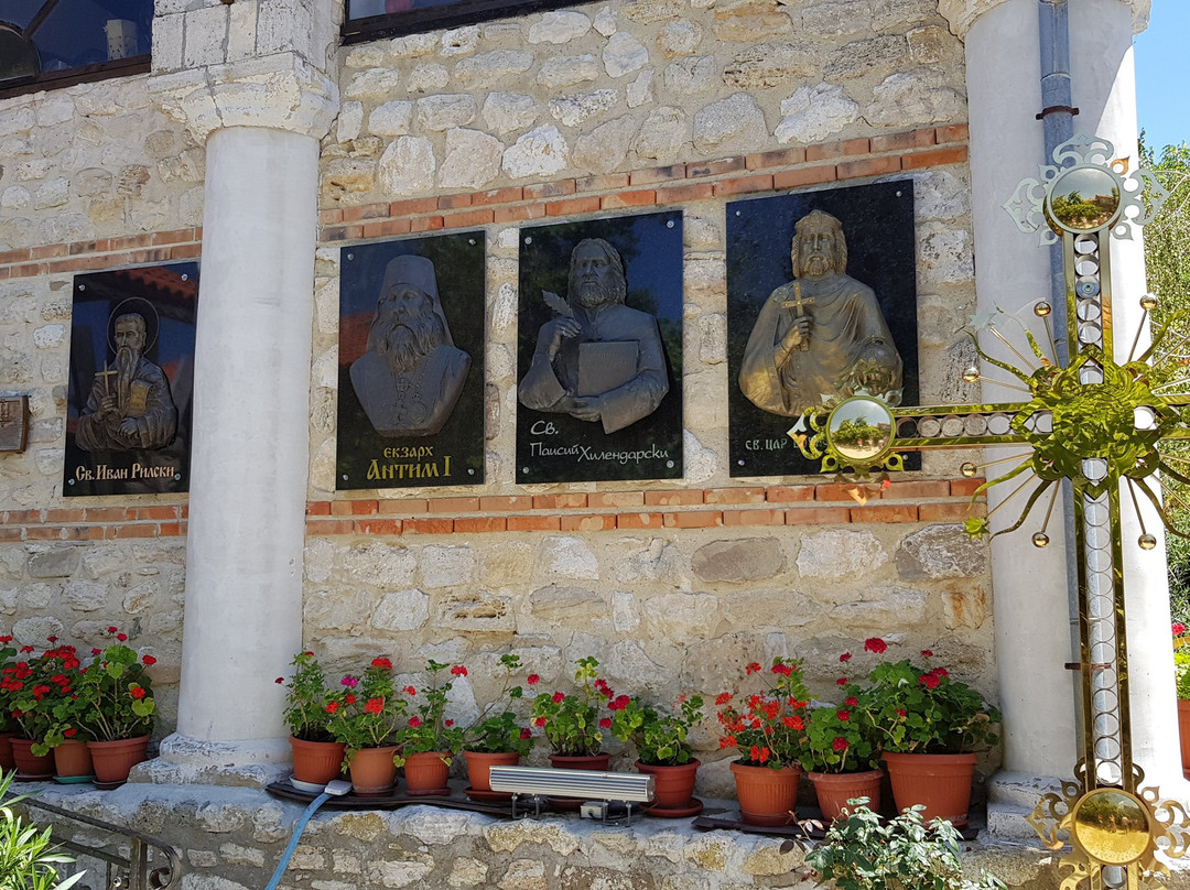 Church Dormition of Theotokos景点图片