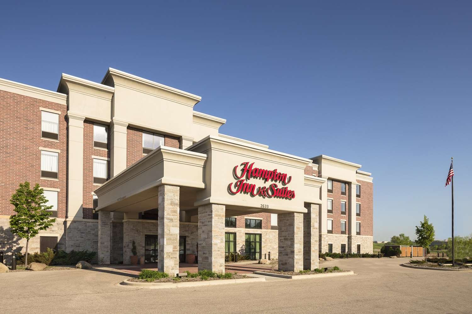 Hampton Inn & Suites Grafton-官方