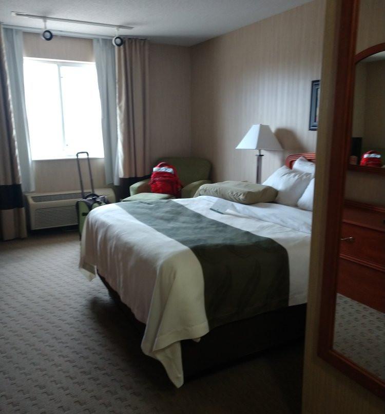 马歇尔凯富酒店主图