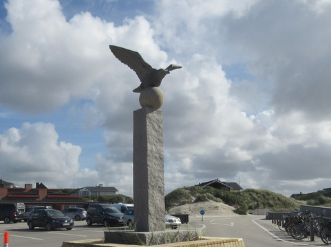 Magen Katrine-Henne Strand必去景点