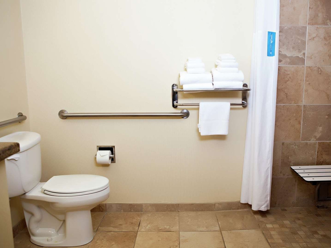 马丁希尔顿恒庭酒店主图