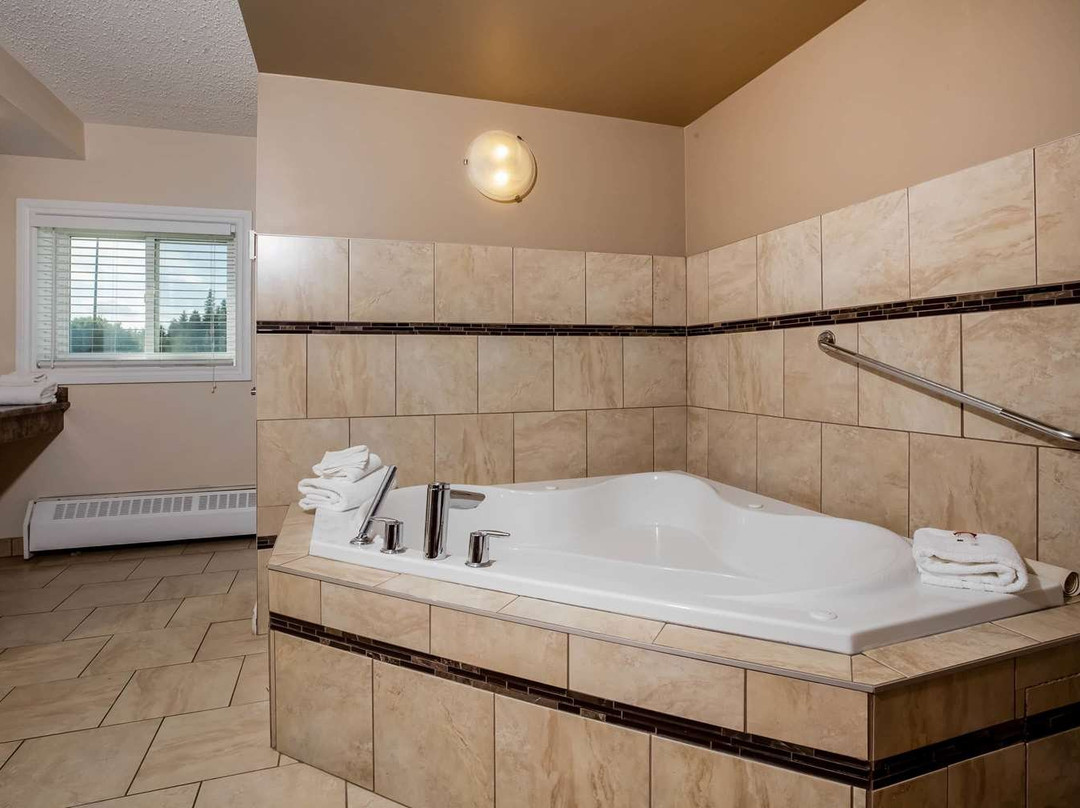 Super 8 by Wyndham Smoky Lake主图