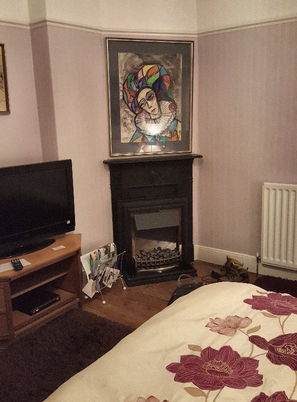 Caroline House主图