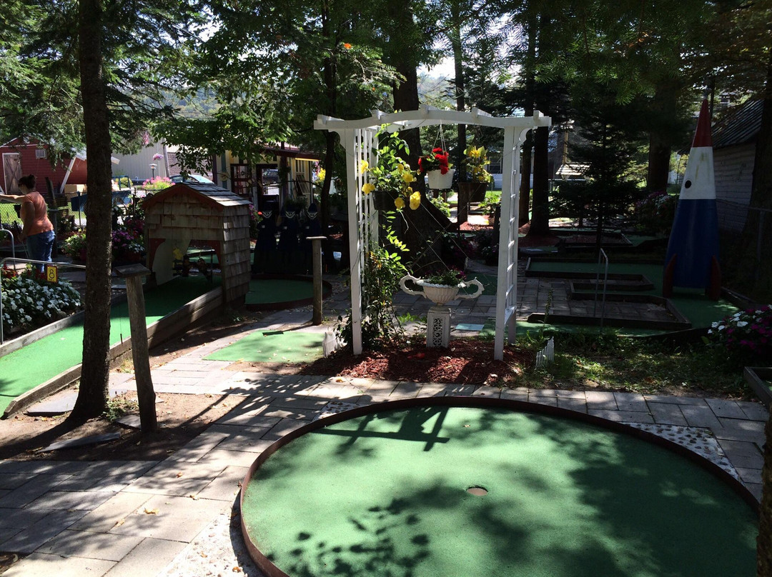 Woodgate旅游景点-Nutty Putty