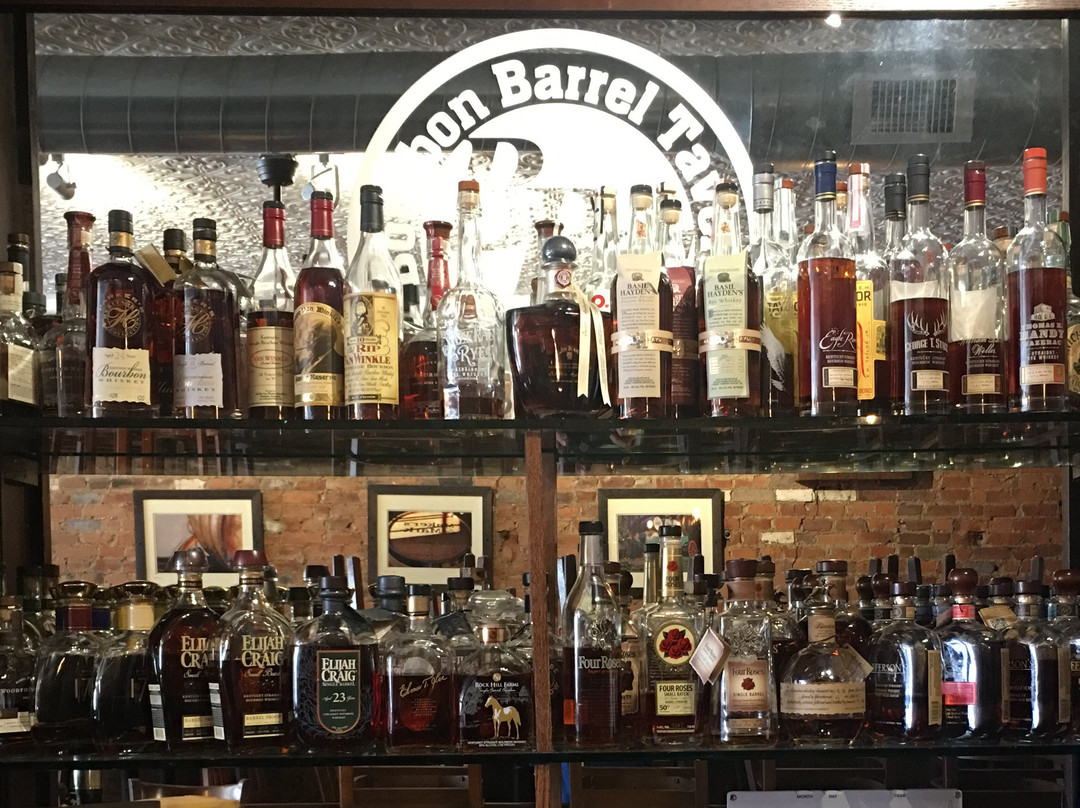 Bourbon Barrel Tavern-伊丽莎白敦必去景点