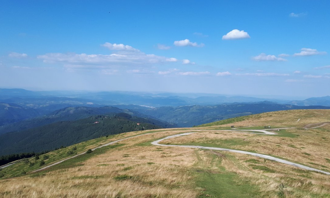 Arch of Freedom-特罗扬必去景点