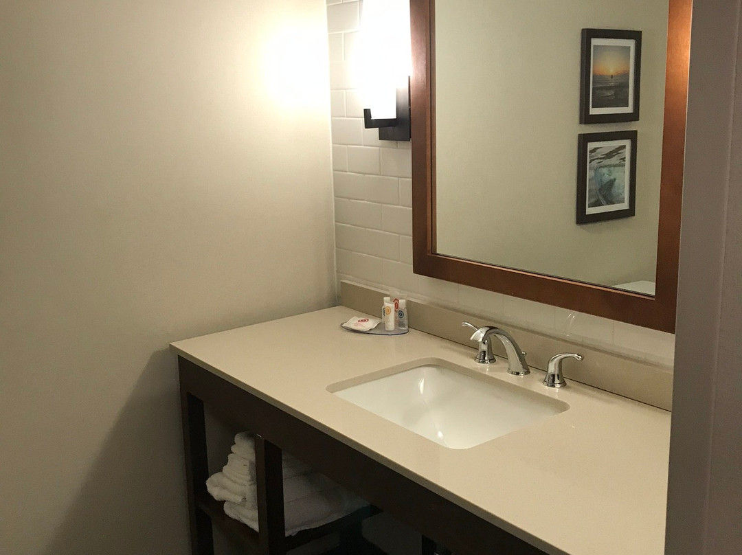 Comfort Inn & Suites主图