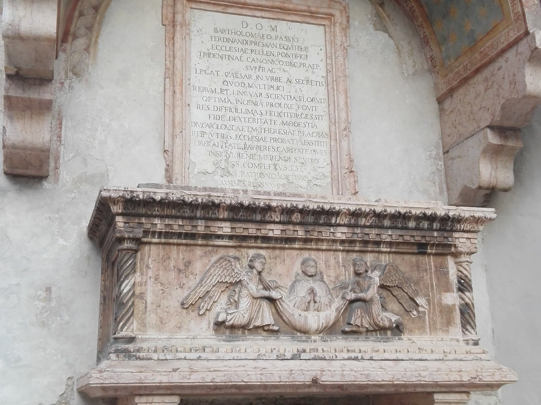 Parrocchia dell'Antica Abbaziale di Sant'Apollinare景点图片