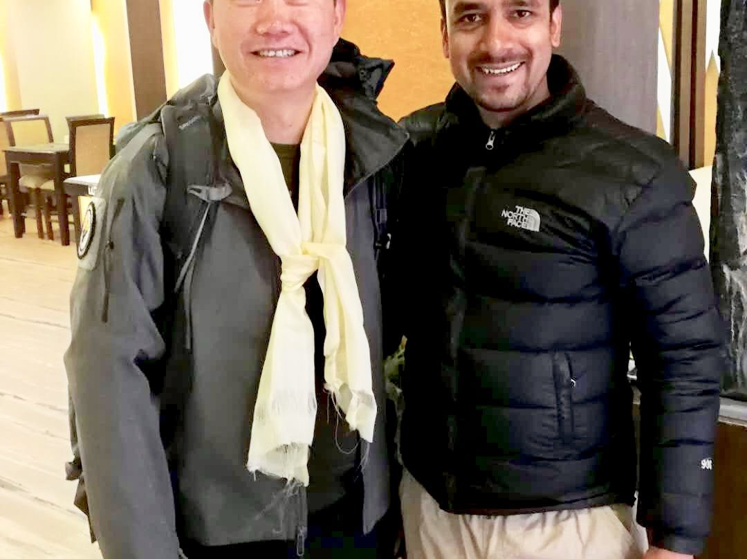 捷尼基酒店主图