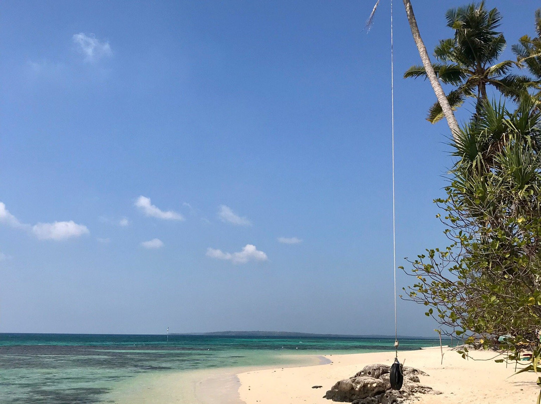 Tanjung Gelam Beach-卡里蒙加瓦必去景点