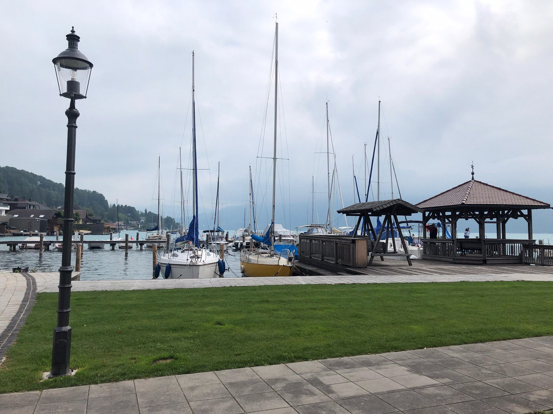 Galerie "Kunst am Klimtplatz"-阿特湖畔翁特拉赫必去景点