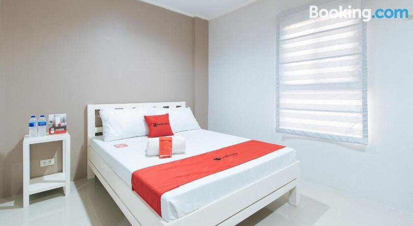 RedDoorz Hostel @ Beaufront Transient Place Ilocos Sur