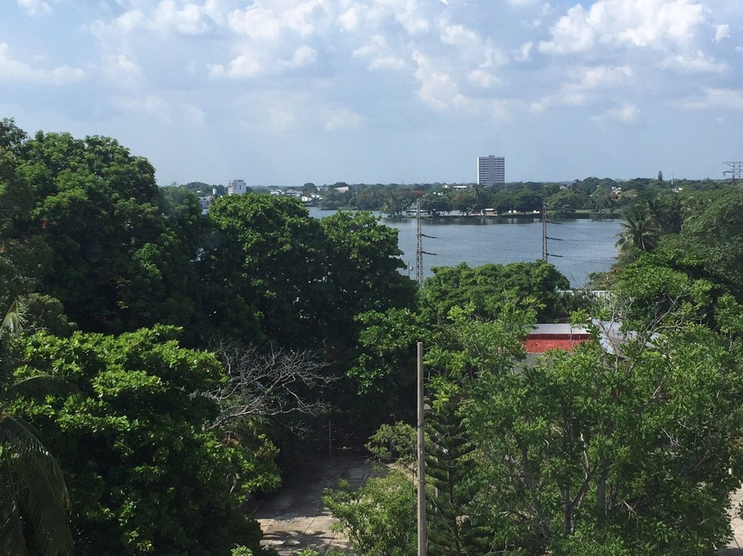 Hotel & Suites Real del Lago主图