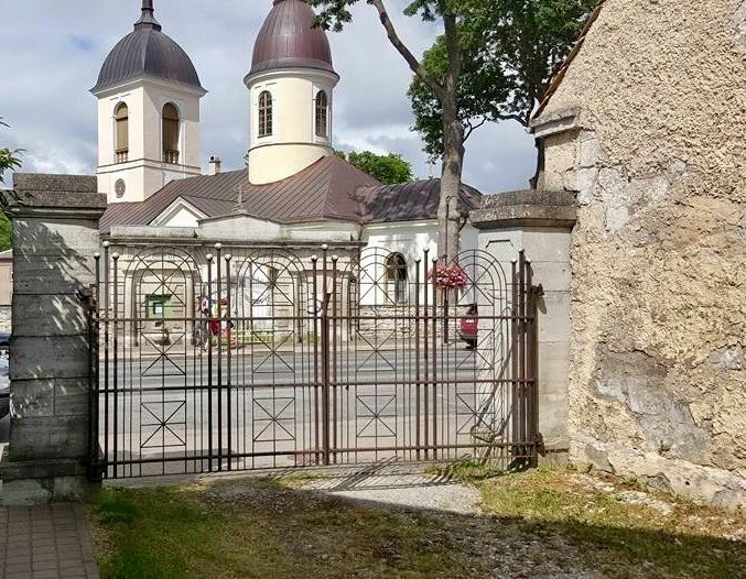 St. Nicholas Church-库雷萨雷必去景点