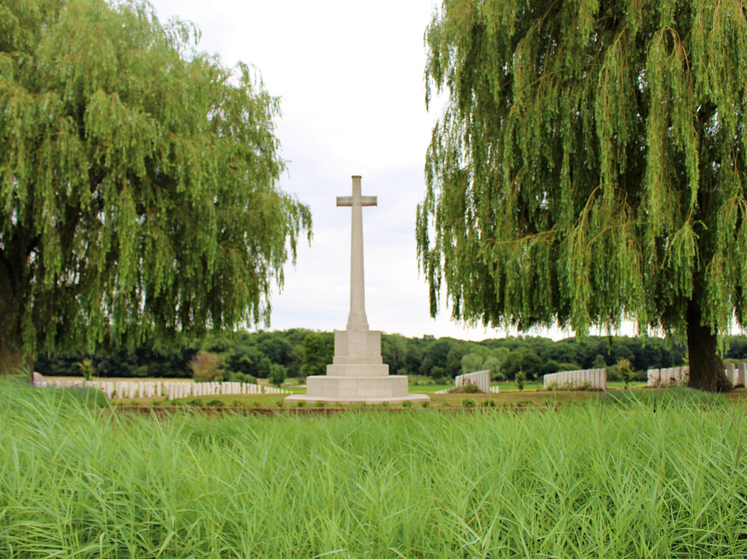 Prowse Point Military Cemetery-Comines-Warneton必去景点