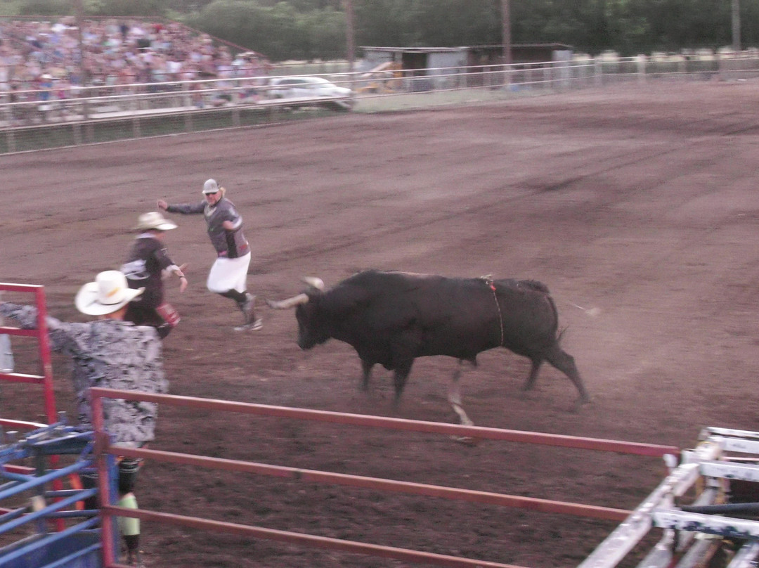 Crider's Rodeo & Dance Hall-Hunt必去景点