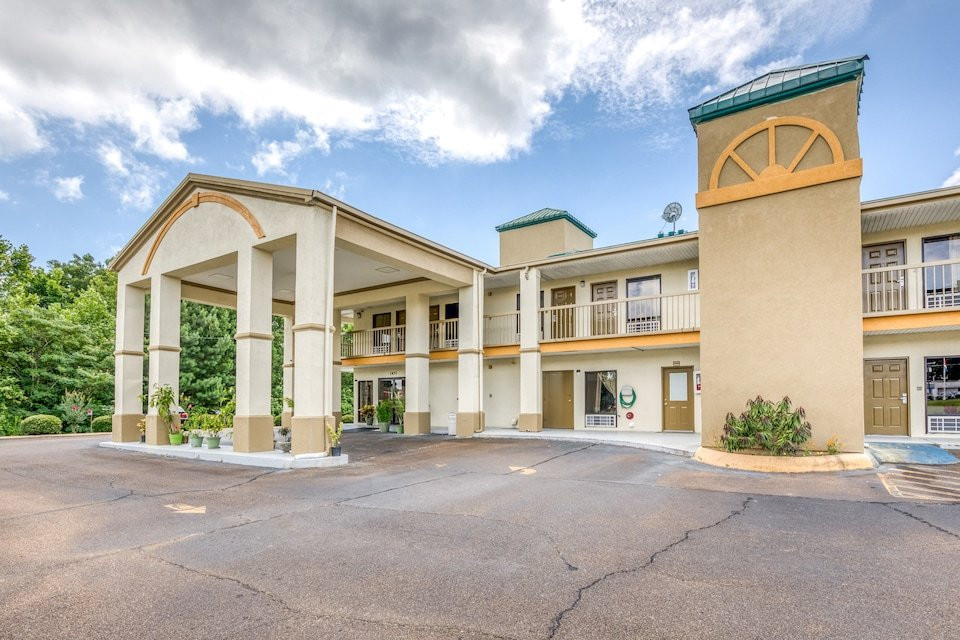 OYO Hotel Grenada West