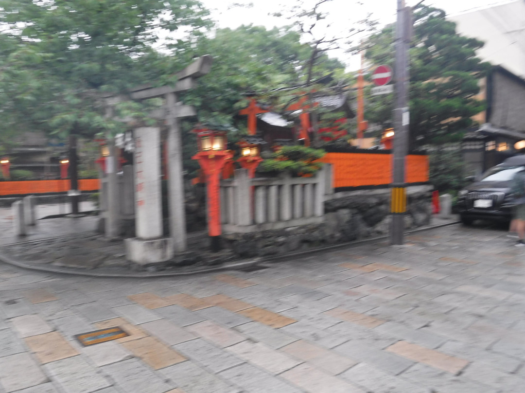 Tatsumi Daimyojin Shrine景点图片