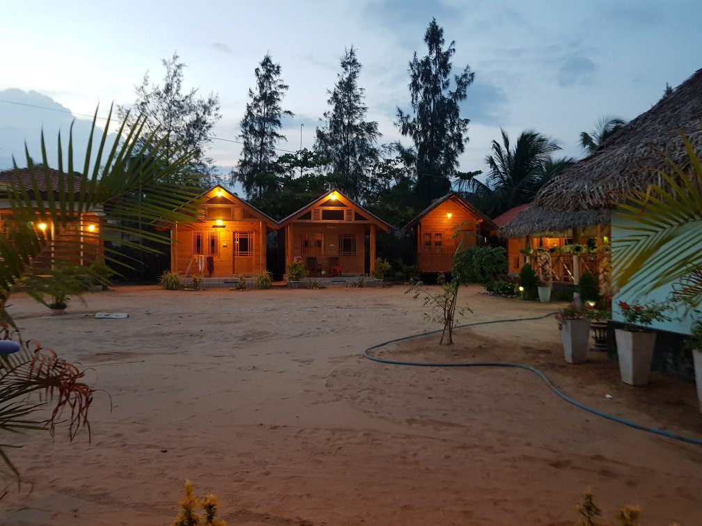 Mithra Paradise Beach Hotel