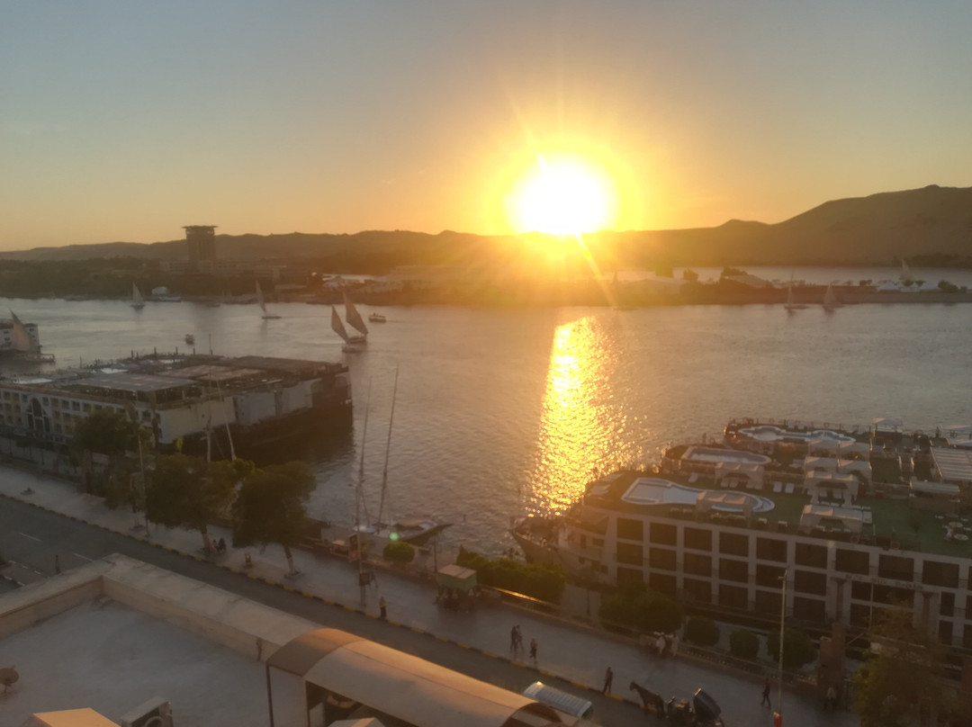 阿斯旺滨河广场酒店主图