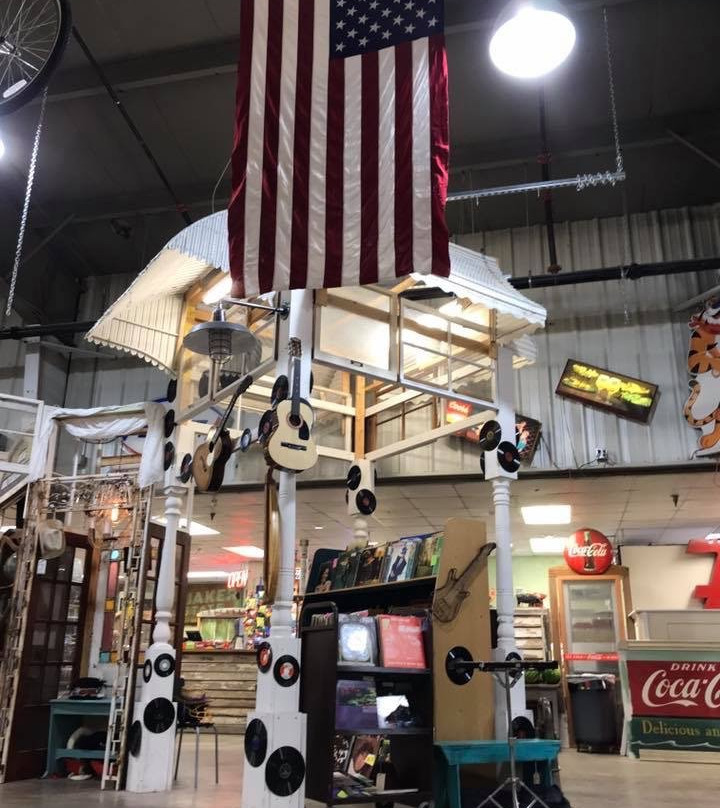 The Rink Antique Gallery-Bethany必去景点