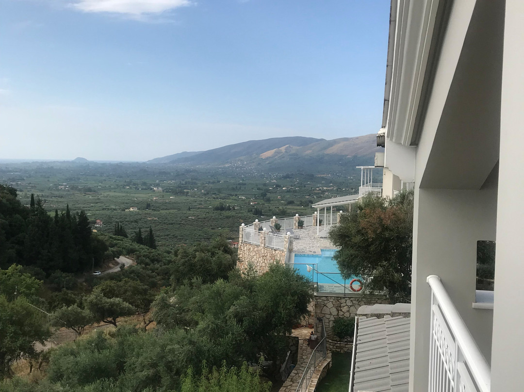 Ano Gerakari旅游攻略图片