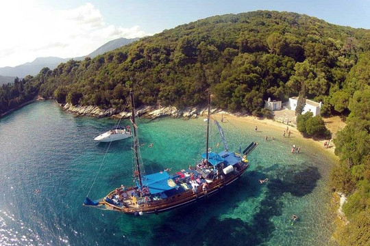 Explore Lefkada -All the services you need in Lefkada-莱夫卡扎必去景点