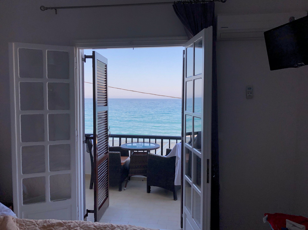 Dandidis Seaside Pension主图