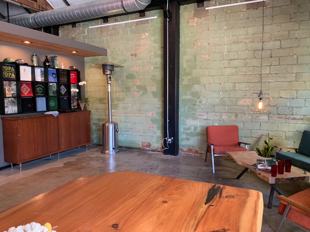Topa Topa Brewing Company景点图片