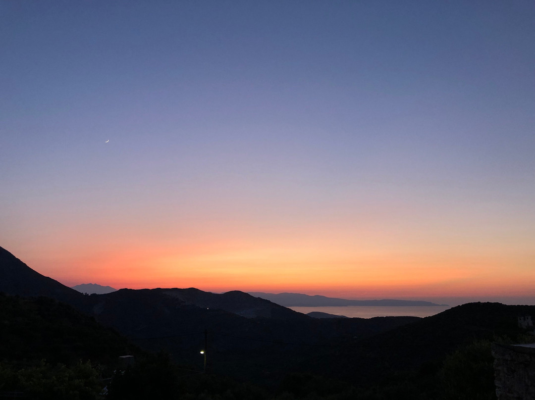 Cressa Ghitonia Village主图