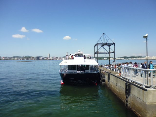 Ferries Crossing to Mikasa~Sarushima Island-横须贺市必去景点