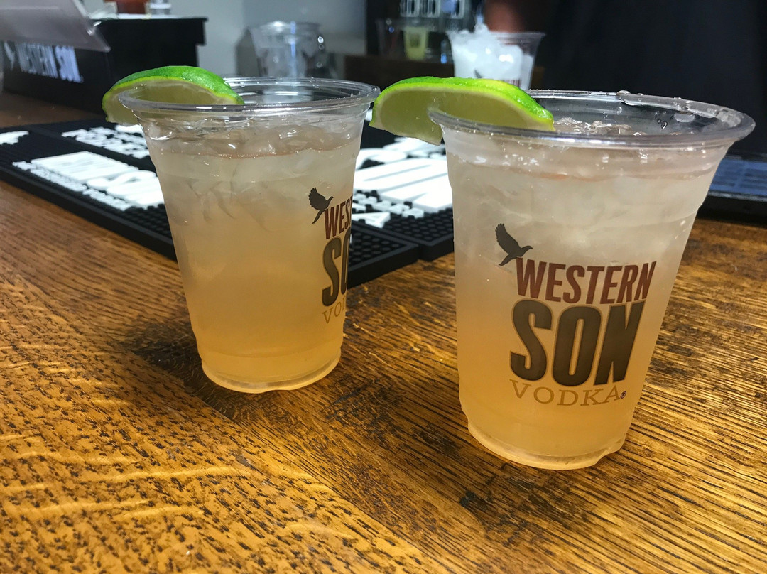 Western Son Distillery-Pilot Point必去景点