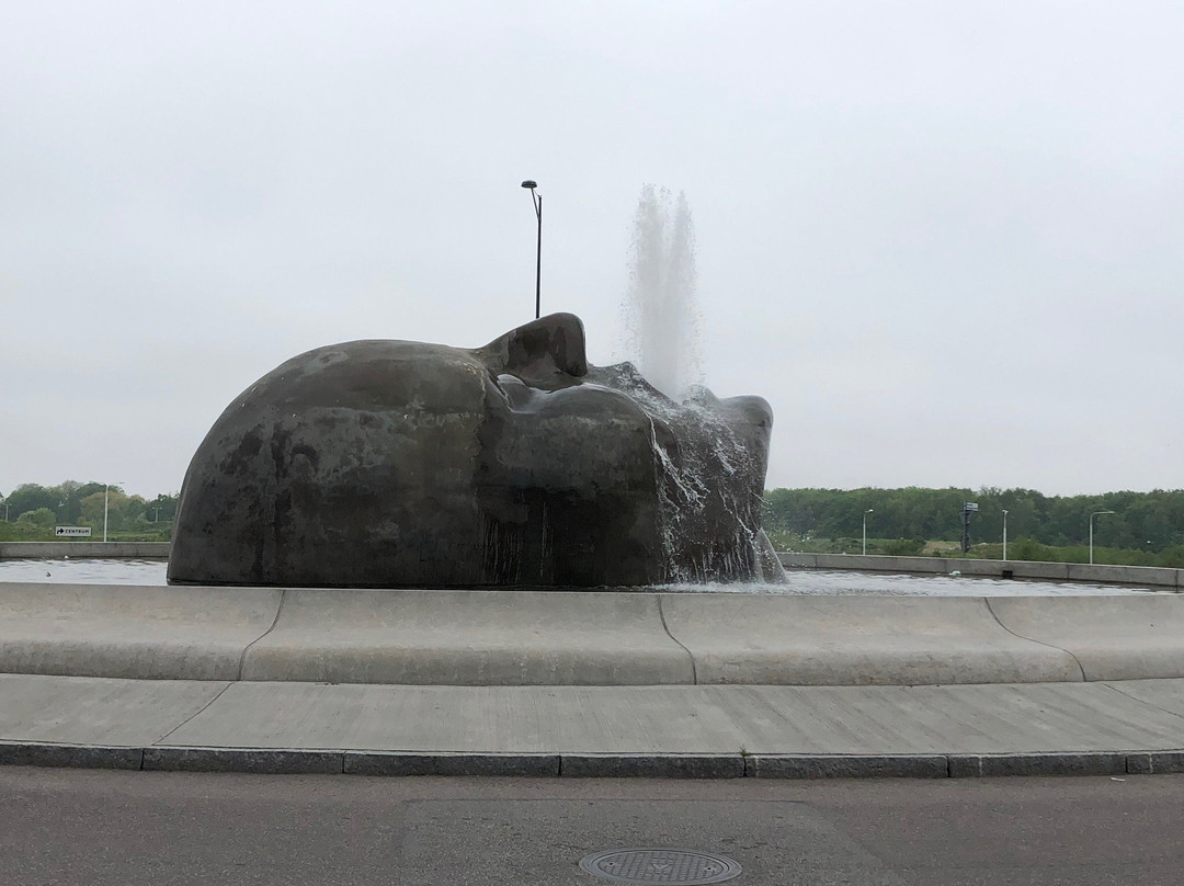 Tygelsjo旅游景点-Mother