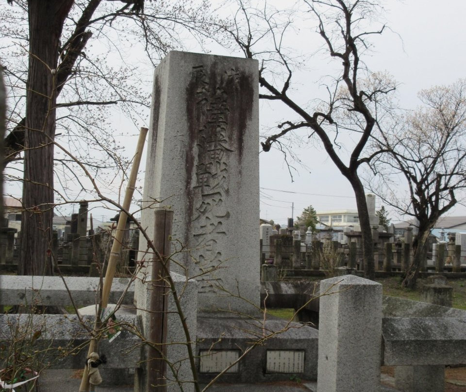 West Squad Cemetery景点图片