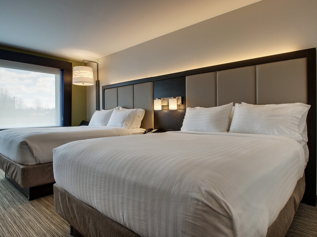 Holiday Inn Express & Suites Mount Vernon By IHG主图