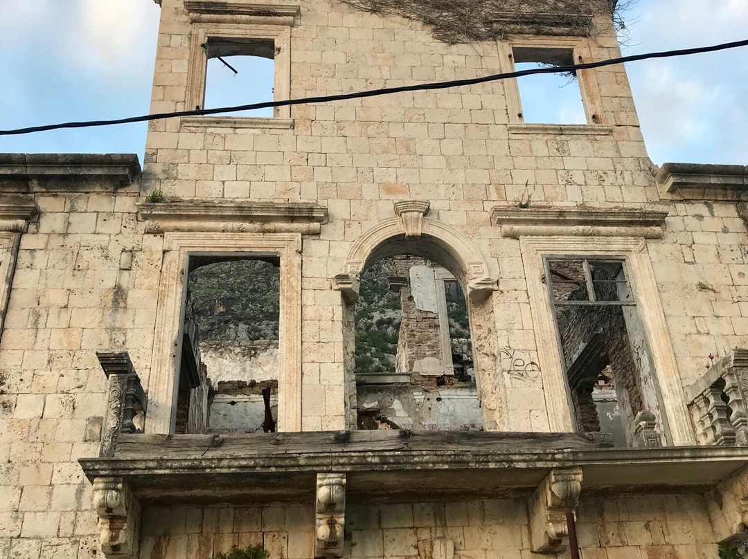 Dabinovic Palace-多布洛塔必去景点