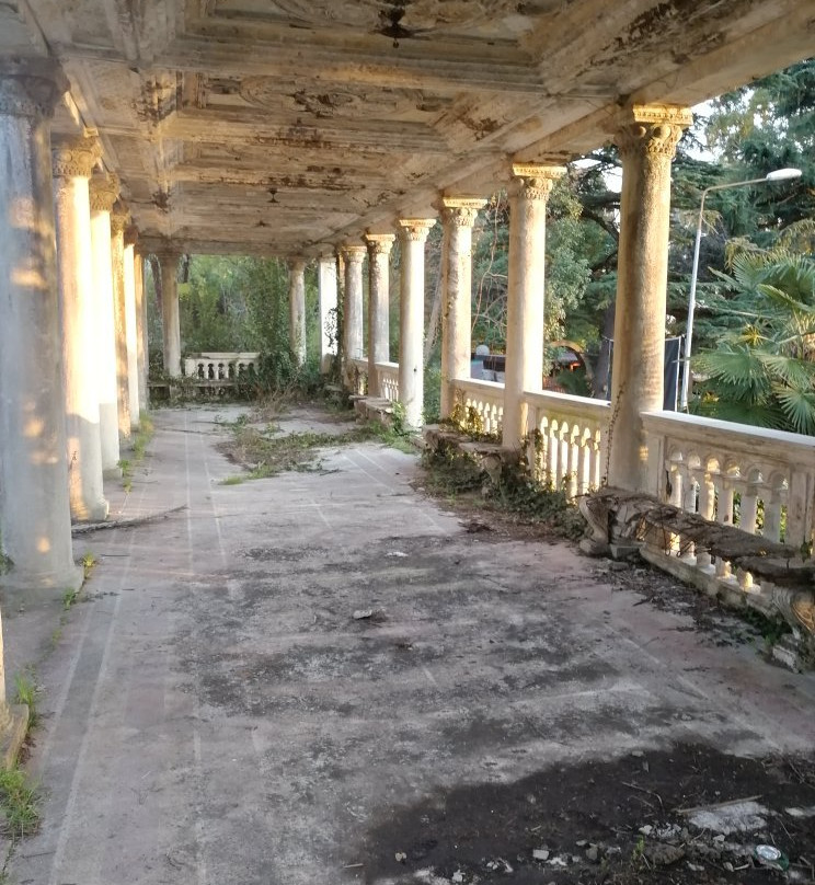Railway Station Gagra-Gagra必去景点