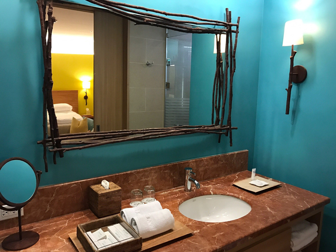 劳劳湾高尔夫&度假酒店主图