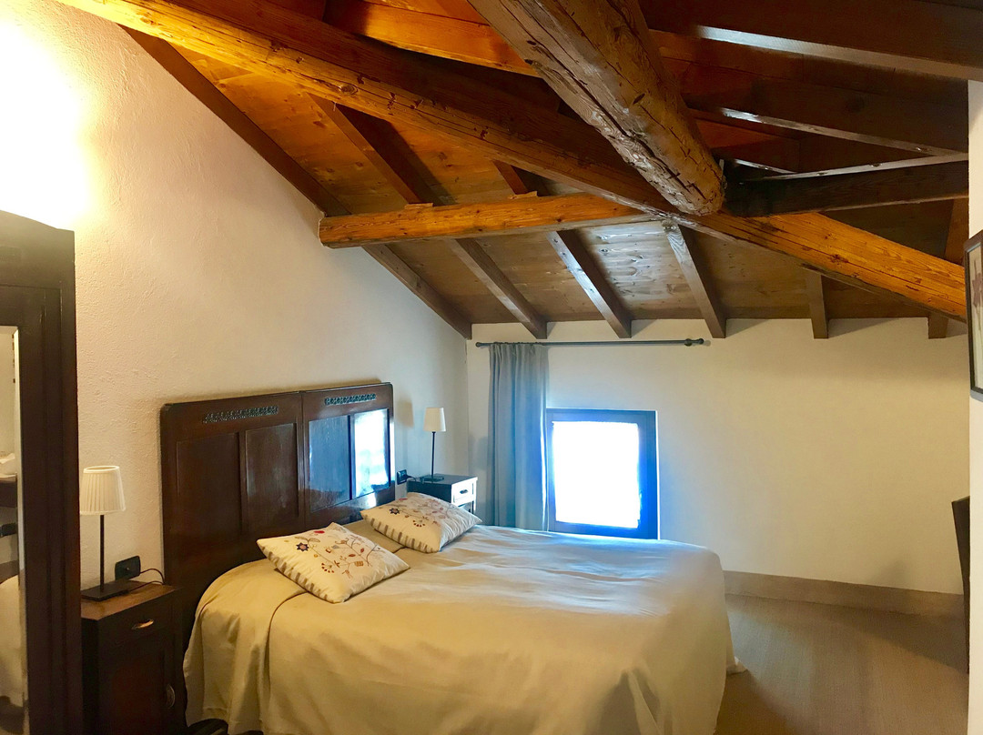 Piovezzano酒店住宿-Agriturismo Sambuco