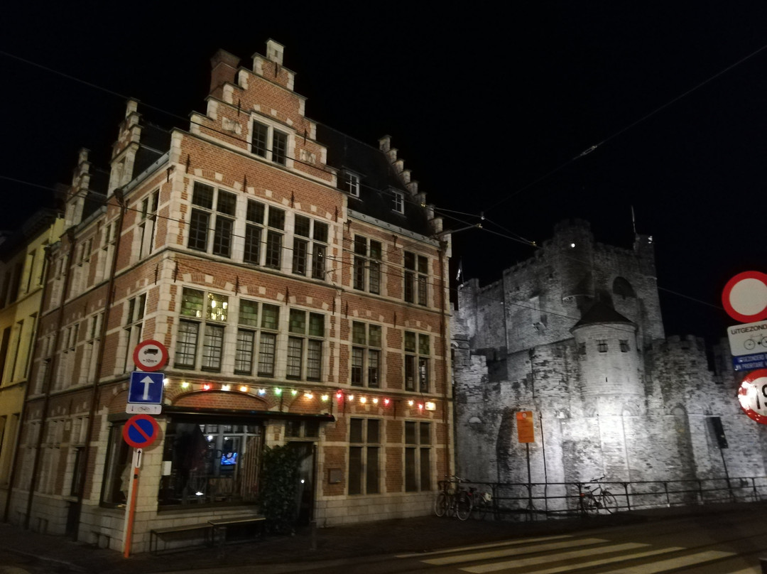 格雷文斯通酒店主图