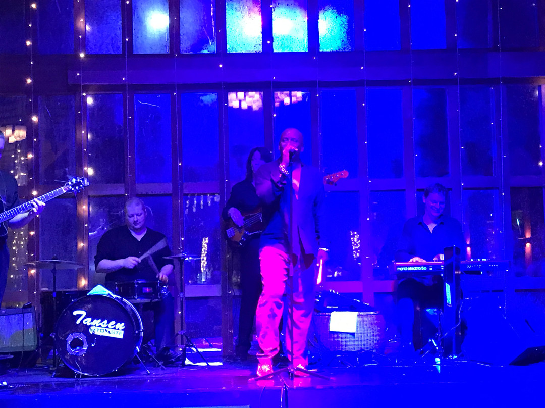 胡拉瓦尔西岛度假村主图