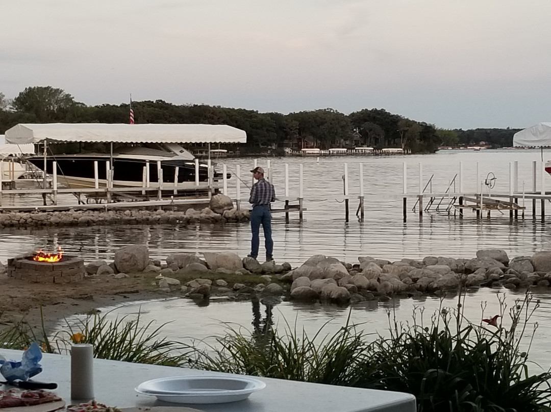 Crescent Beach Resort主图