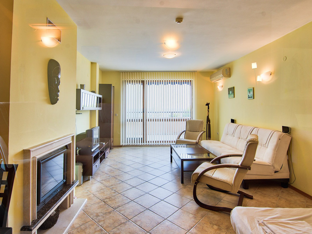 Aparthotel Villa Romana主图