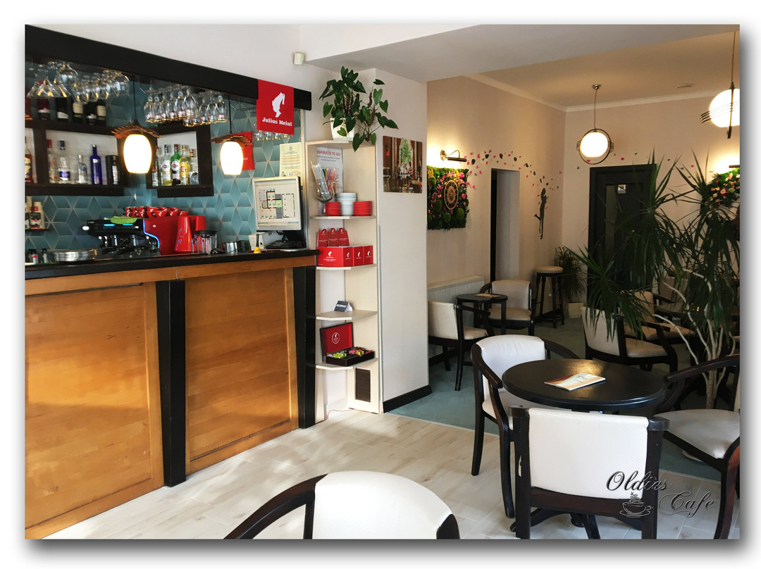 Oldies Cafe