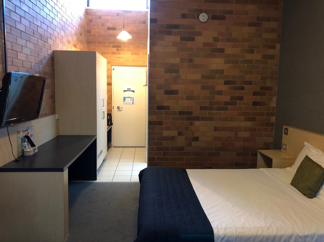 Bribie Island Hotel主图