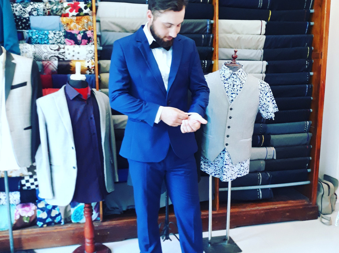 Ants Silk Bespoke Suits And Tailoring Hoi An景点图片