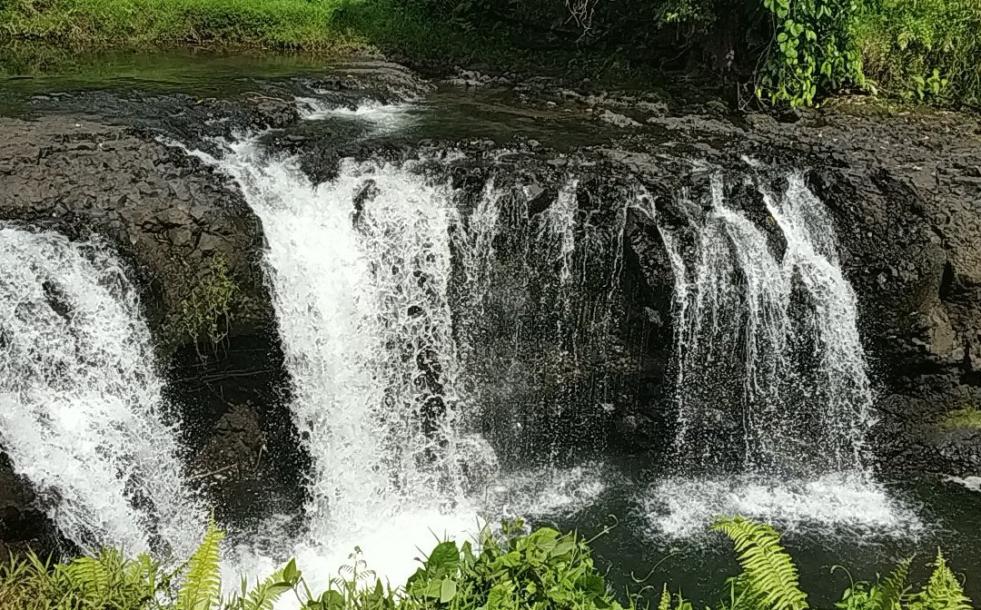 Togitogiga Waterfall景点图片